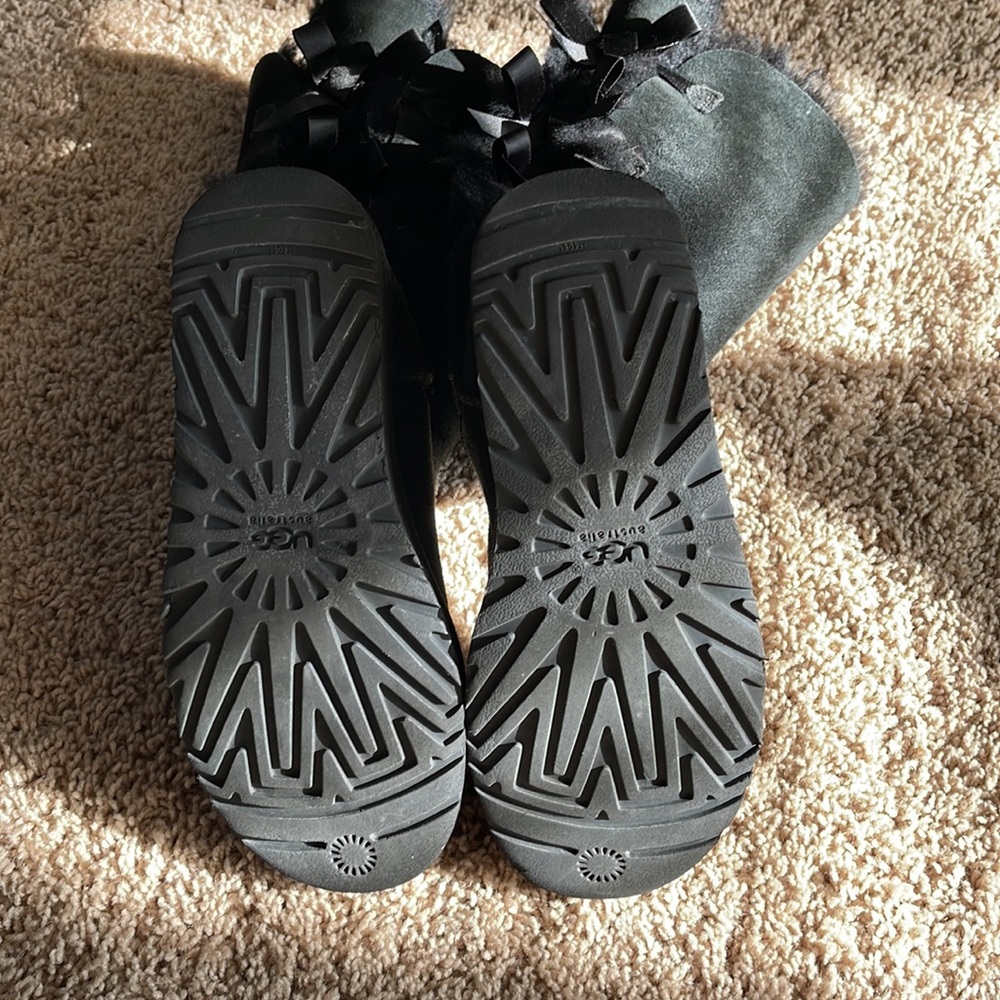 Ugg Black Boots. Like New. Size 7. - image 5
